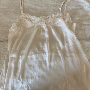 V-Neck Lace Detail Ivory Dotted Cami